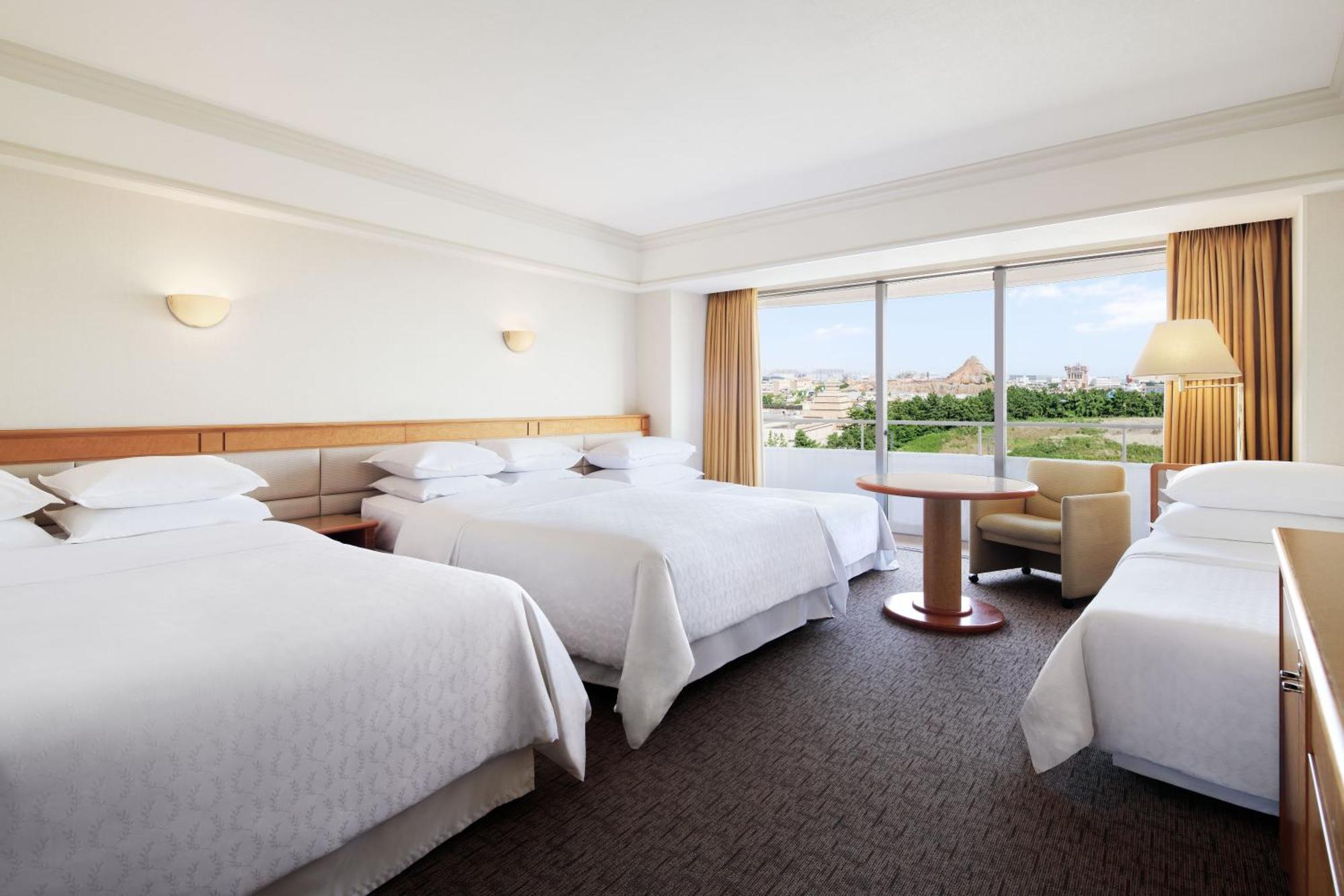 Sheraton Grande Tokyo Bay Hotel Urayasu Exterior photo