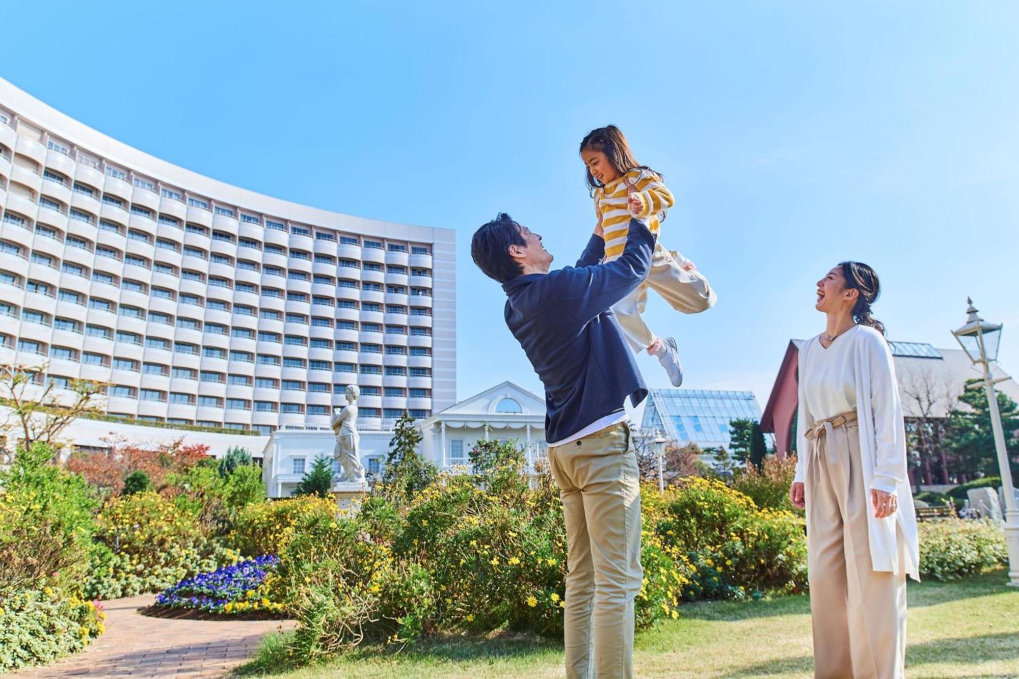 Sheraton Grande Tokyo Bay Hotel Urayasu Exterior photo